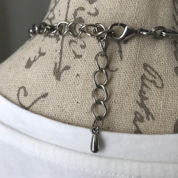 Fun necklace - Picture 3 of 6